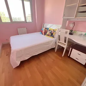 Habitación en casa particular Cómodo Y Luminoso Un, Alcobendas